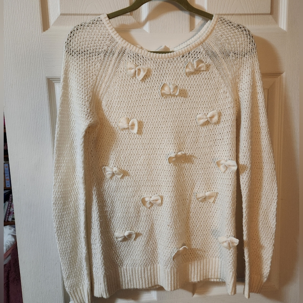 Women's Cream Sweater with Bow Accents